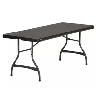 Table: 6' Banquet