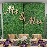Boxwood Hedge Wall with Mr & Mrs Sign
