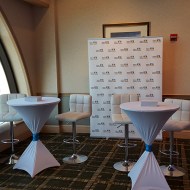 30 in. Round Table (42 in. High)